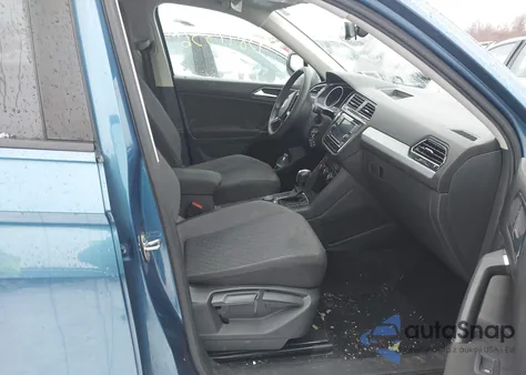 2018 Volkswagen Tiguan 2.0T S z USA, uszkodzony, nr VIN 3VV0B7AX3JM091554